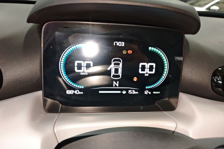 零跑汽车 零跑T03 2023款 200轻享版局部细节14