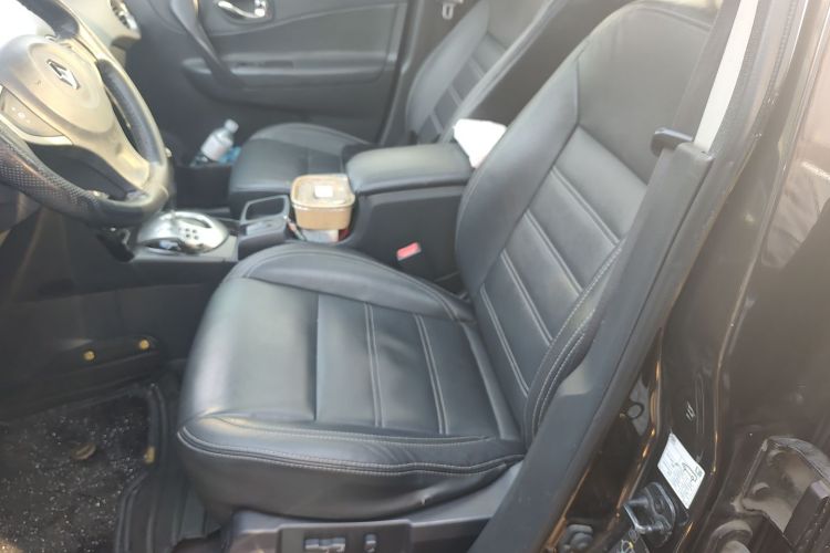 雷诺 科雷傲(进口) 2014款 改款 2.5L 两驱舒适版中控内饰19