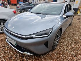 宝骏享境 2025款 插混 140km豪华版