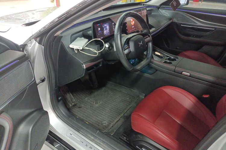 小鹏P7 2023款 P7i 610 Max 性能版中控内饰20