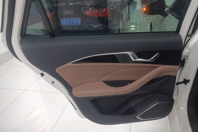 奔腾B70 2024款 龙腾版 1.5T 领创型中控内饰49