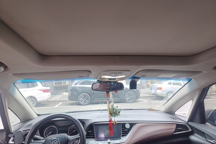 别克GL6 2018款 18T 6座豪华型中控内饰22