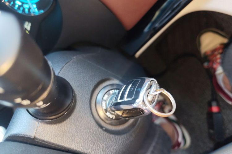 江淮瑞风 瑞风L5 2022款 2.0T 自动商务版中控内饰7001