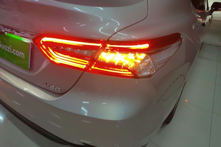 丰田 凯美瑞 2019款 2.5G 豪华版 国VI车身外观9