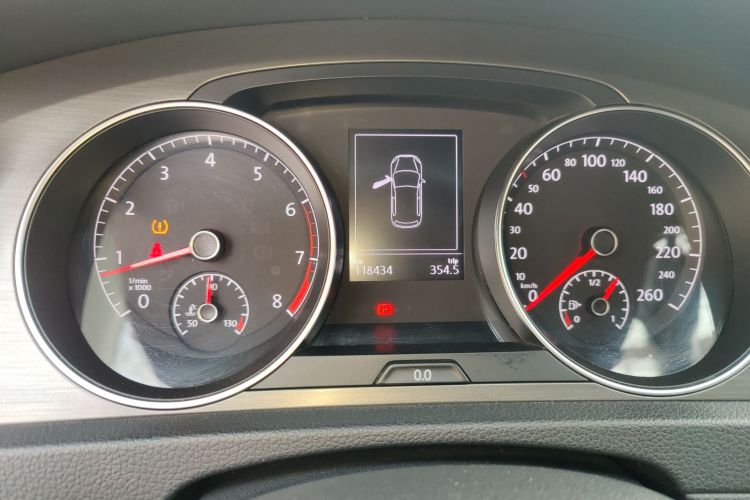 大众 高尔夫 2016款 230TSI 自动豪华型中控内饰14