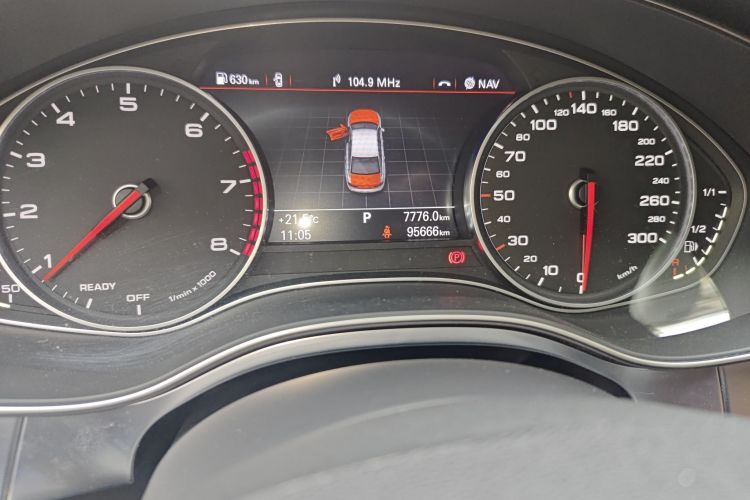 奥迪A6L 2016款 TFSI 技术型中控内饰15