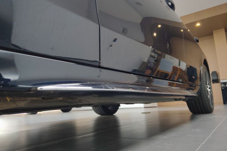 奔驰C级 2022款 改款 C 260 L 运动版局部细节9002