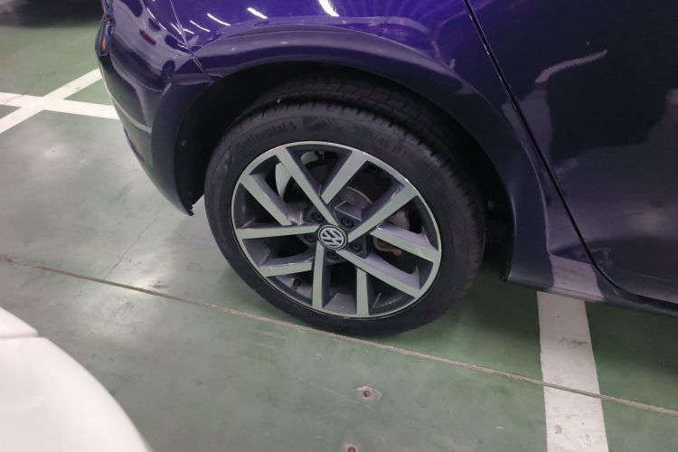 大众 高尔夫 2018款  230TSI 自动豪华型车身外观6008