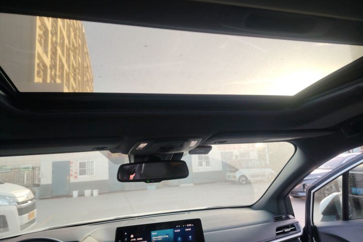 丰田 赛那SIENNA 2021款 2.5L混动 至尊版中控内饰22