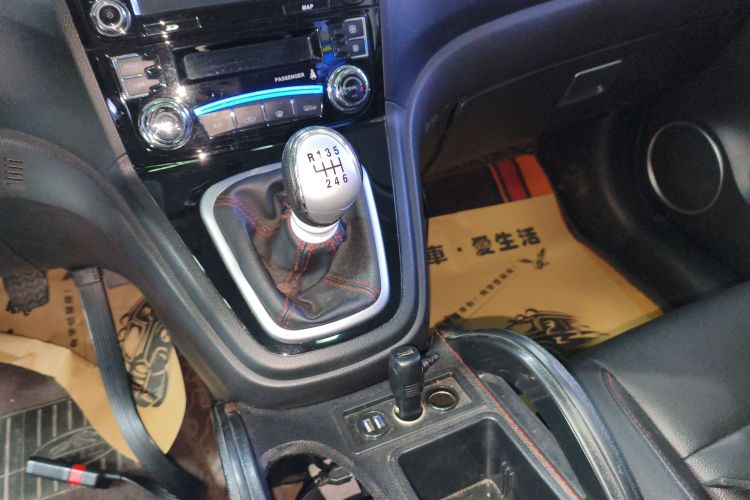 哈弗H6 2016款 升级版 1.5T 手动两驱精英型局部细节18