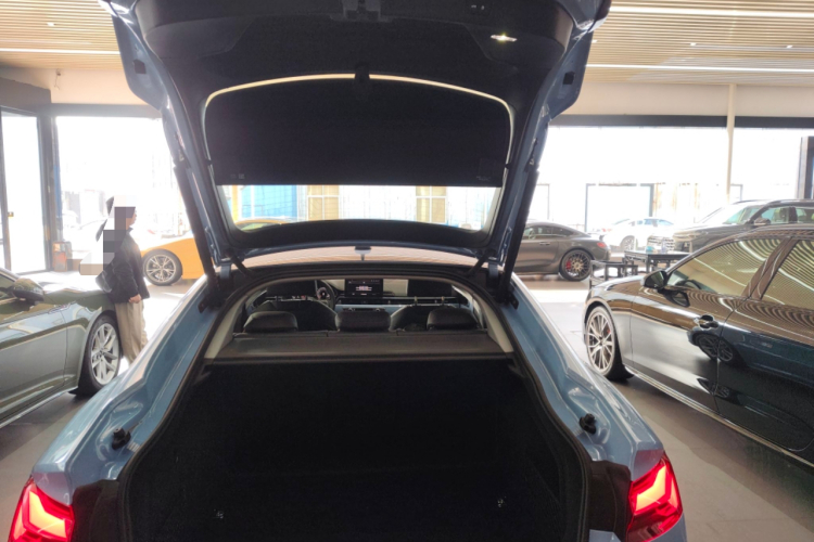 奥迪A5 2024款 Sportback 40 TFSI 时尚动感型机舱底盘23