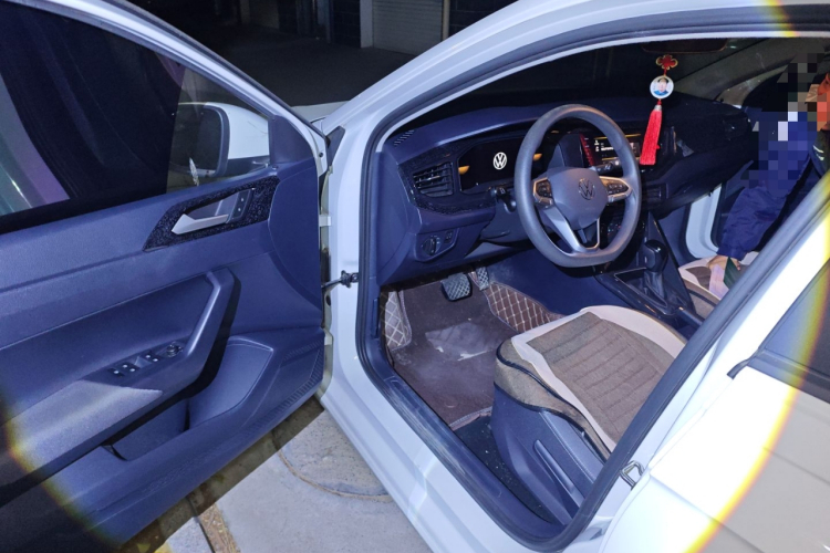 大众 朗逸 2023款 新锐 1.5L 自动新逸版中控内饰7003