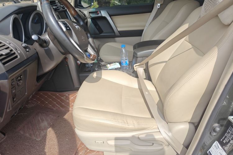 丰田 普拉多（平行进口）局部细节19