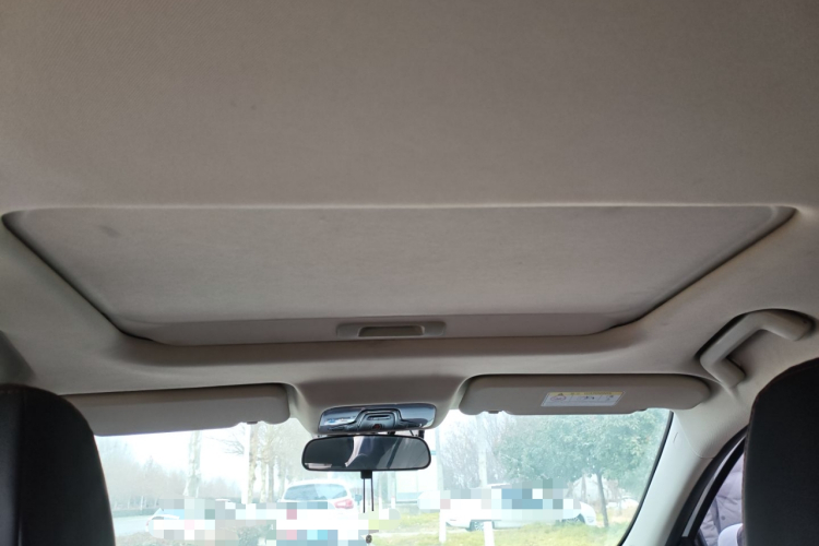 奇瑞 艾瑞泽5 PLUS 2021款 小泽 1.5L CVT享PLUS中控内饰22