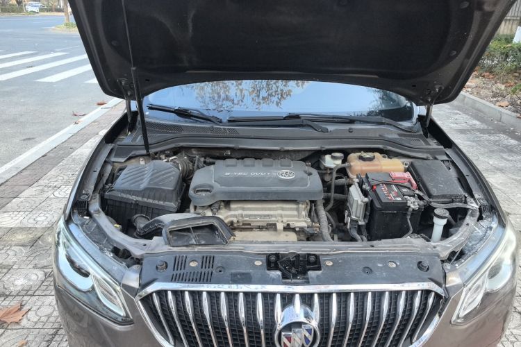 别克 英朗 2015款 15N 自动精英型机舱底盘24