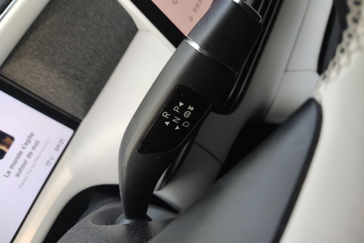 小鹏G6 2023款 580 长续航 Pro中控内饰18