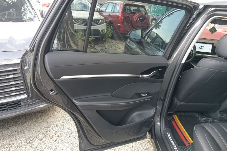 荣威RX5 MAX 2022款 2.0T 自动有为尊荣版中控内饰49