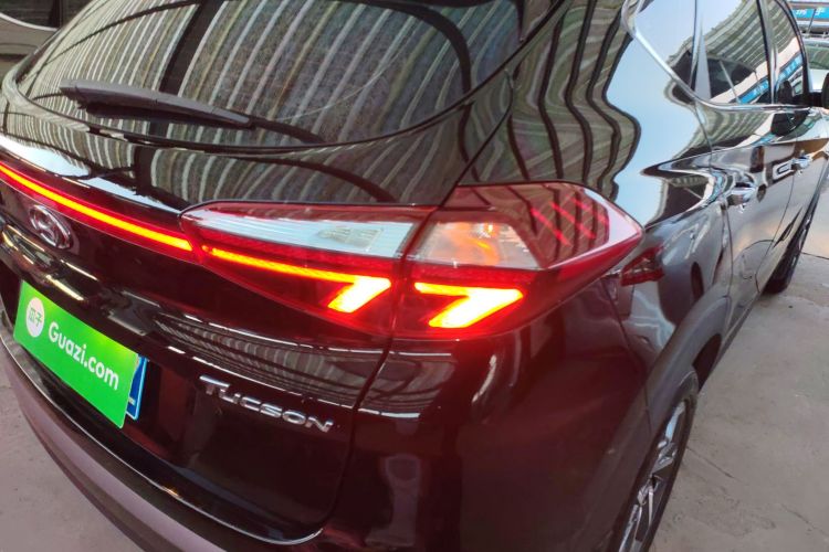 现代 途胜 2019款 280TGDi 双离合两驱时尚版 国V车身外观9