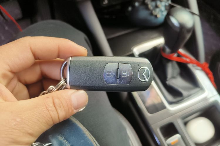 马自达CX-5 2015款 2.5L 自动四驱尊贵型中控内饰7001