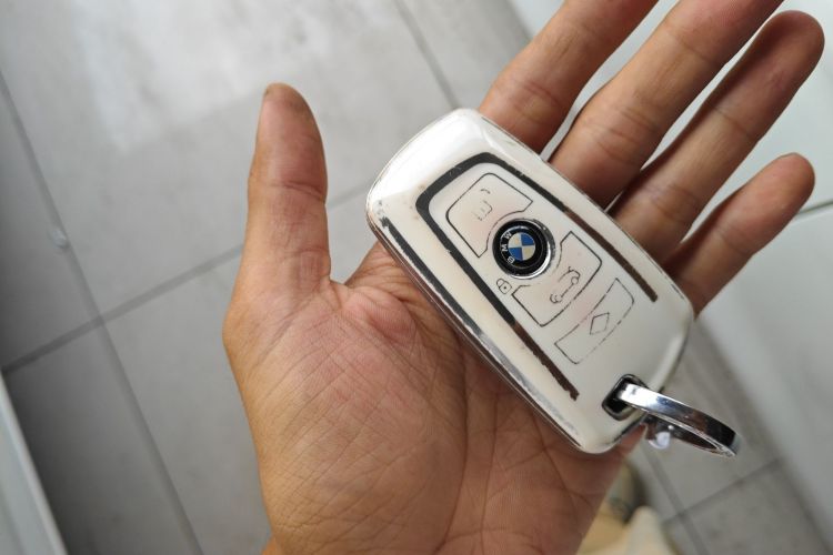 宝马3系 2015款 320Li 超悦版时尚型中控内饰7001