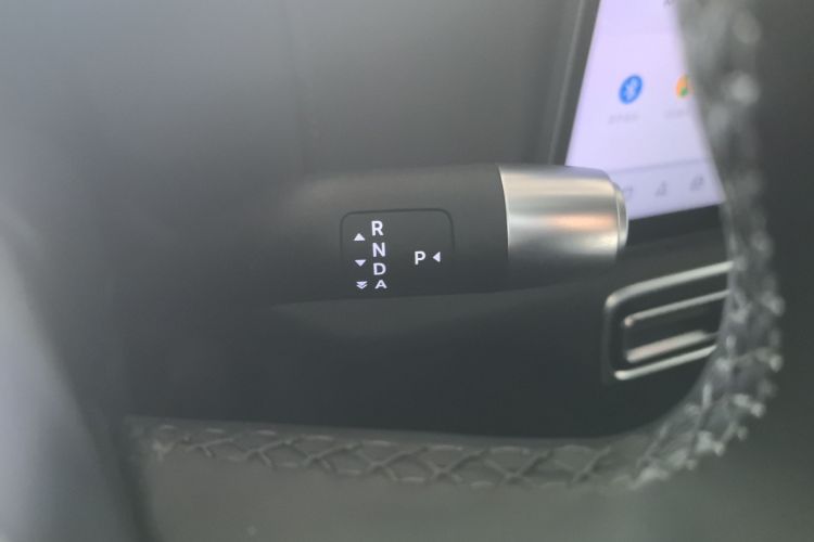 理想汽车 理想L8 2024款 Max中控内饰18