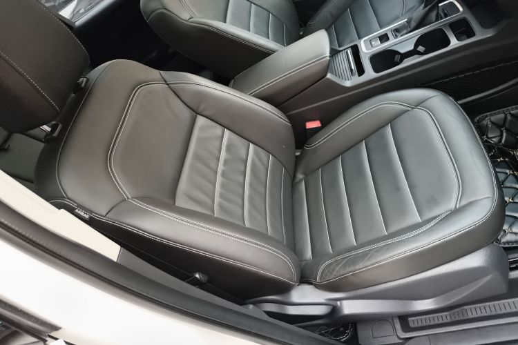 福特 翼虎 2017款 EcoBoost 180 两驱虎跃型局部细节41