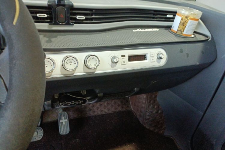 五菱汽车 宏光MINIEV 2022款 马卡龙时尚款 三元锂局部细节16