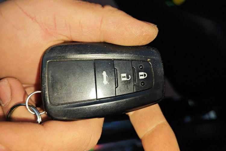 丰田 亚洲狮 2021款 2.0L 豪华版中控内饰7001