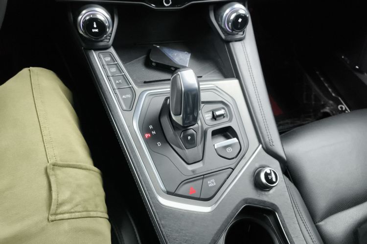 领克01 2021款 2.0TD 两驱型Pro局部细节18