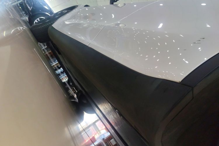 特斯拉 Model Y 2022款 改款 长续航全轮驱动版局部细节9002