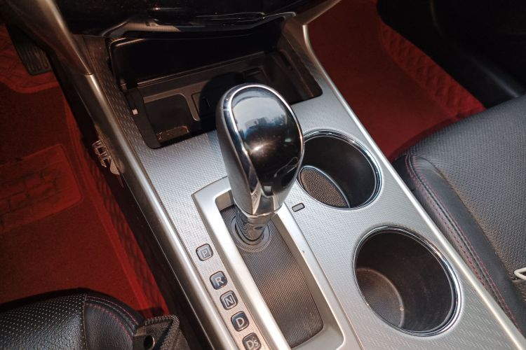 日产 天籁 2016款 2.5L XL-UpperNAVI Tech 智尊版中控内饰18