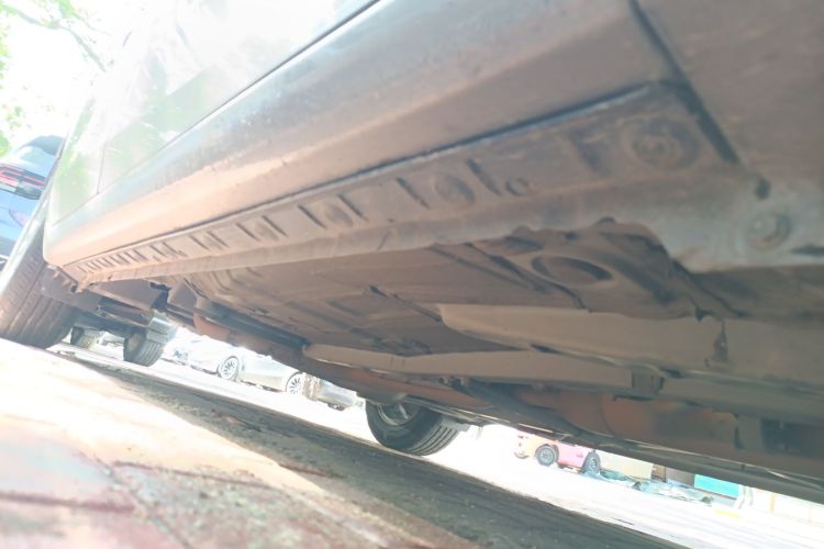 丰田 卡罗拉 2017款 改款 1.2T S-CVT GL局部细节9001