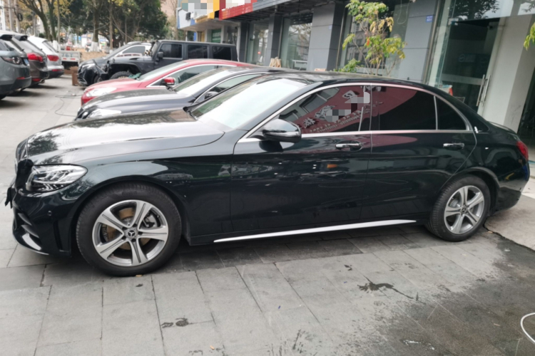 奔驰C级 2021款 C 260 L 运动版车身外观6003