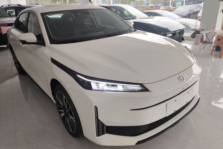 长安启源A05 2024款 145 Max车身外观3