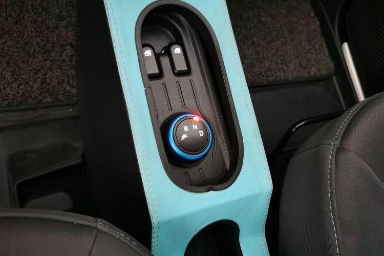 五菱汽车 宏光MINIEV 2021款 马卡龙臻享款 三元锂中控内饰18