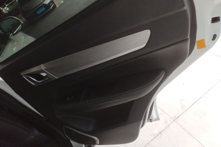 吉利汽车 远景X6 2018款 1.8L 手动4G互联豪华型中控内饰7006