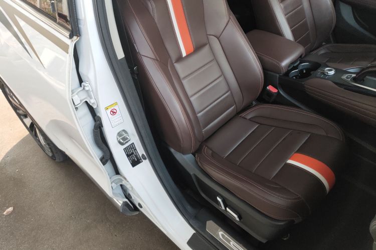 哈弗F7x 2019款 2.0T 两驱极智科技版局部细节41