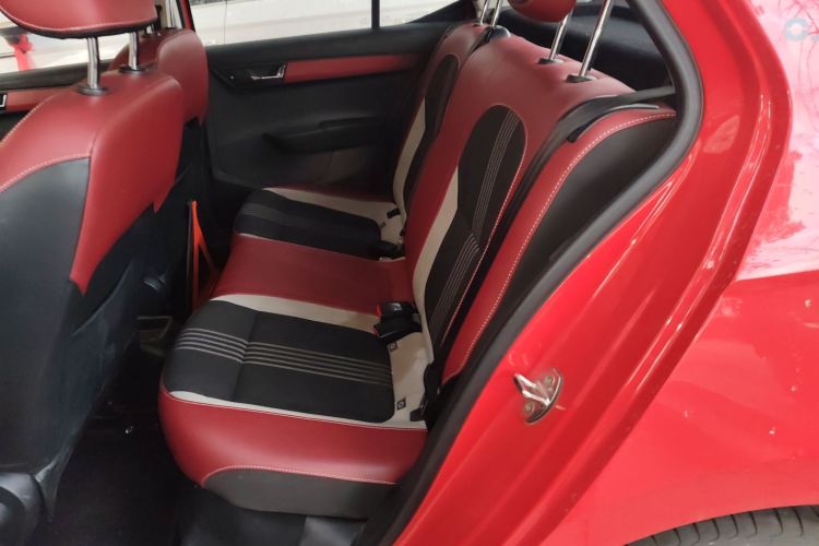 斯柯达 晶锐 2015款 1.6L 自动运动版中控内饰21