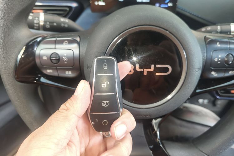 比亚迪 海鸥 2025款 305km 活力版中控内饰11