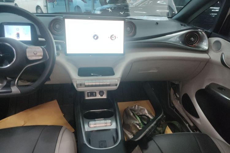 比亚迪 海豚 2021款 405km 时尚版中控内饰16