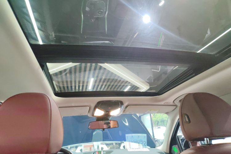 宝马3系 2022款 325Li M运动曜夜套装中控内饰22