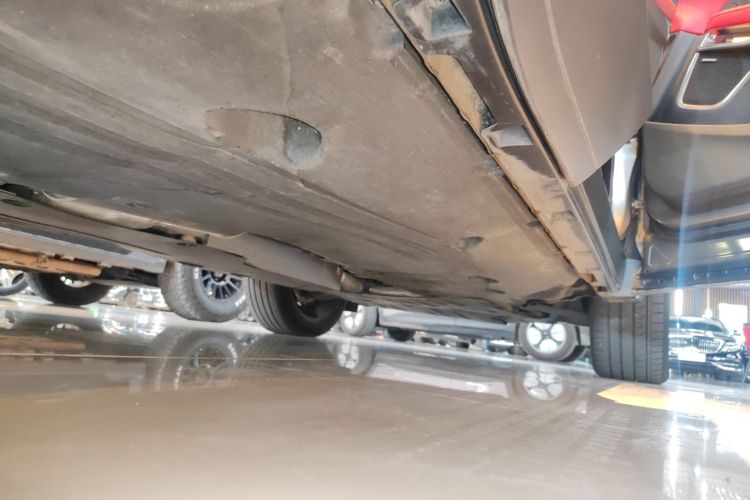 捷豹E-PACE 2024款 进取运动版 R-DYNAMIC S局部细节9001