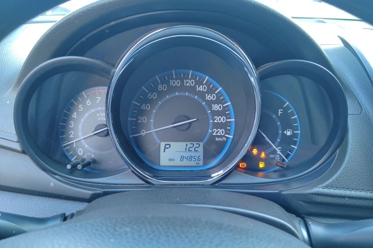 丰田 威驰 2014款 1.3L 自动型尚版中控内饰14