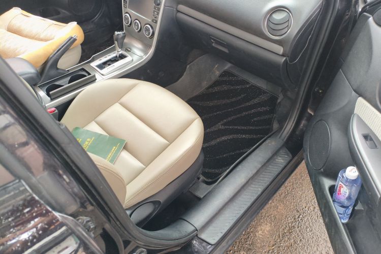 马自达6 2013款 2.0L 自动时尚型局部细节9005