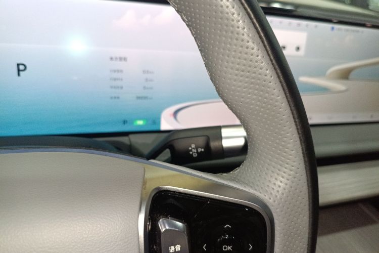 吉利银河 银河E8 2024款 550km 后驱PRO中控内饰18