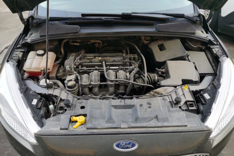 福特 福克斯 2015款 三厢 1.6L 手动舒适型机舱底盘24