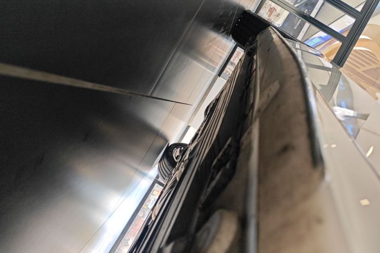 奔驰C级 2023款 C 260 L 运动版局部细节9001