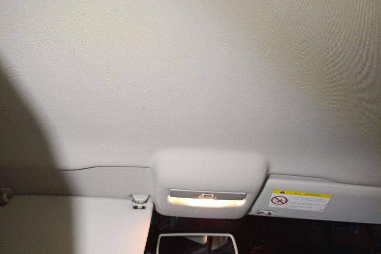 大众 Polo 2016款 1.4L 手动风尚型中控内饰22