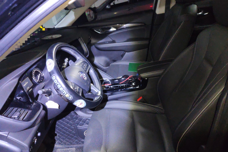 别克 2022款 昂科威Plus 652T 五座豪华型中控内饰19