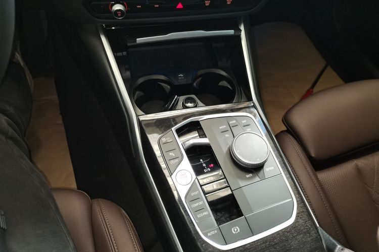 宝马3系 2023款 325Li M运动套装局部细节18